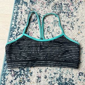 Lululemon Flow Y Bra Size 8